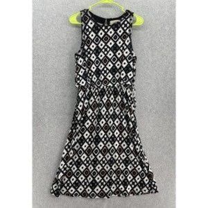 LOFT Ann Taylor Women's Dropped Waist Dress Size Medium Sleeveless Diamond round
